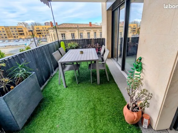 Bel appartement T4 récent - Bordeaux Bastide