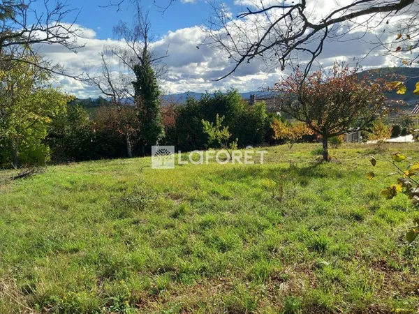 Terrain 1309 m²
