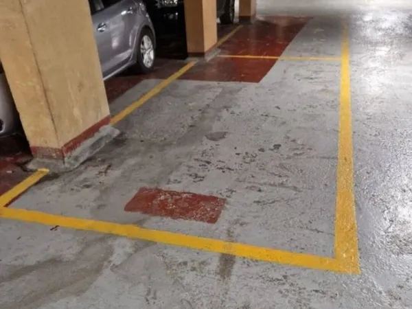 Parking 12 m²