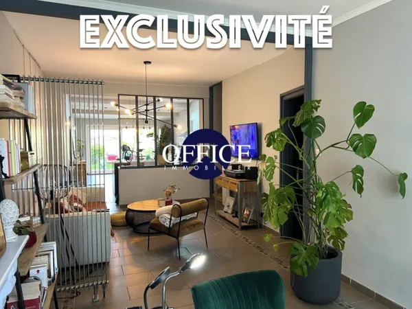 EXCLUSIVITE - MAISON DE VILLE - HYPER CENTRE - 3 CHAMBRES TERRASSE JARDIN