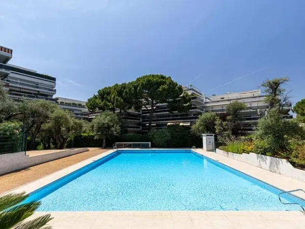 À Vendre - Appartement 2 Pièces de Standing - Résidence Mas de Tanit à Juan-les-Pins