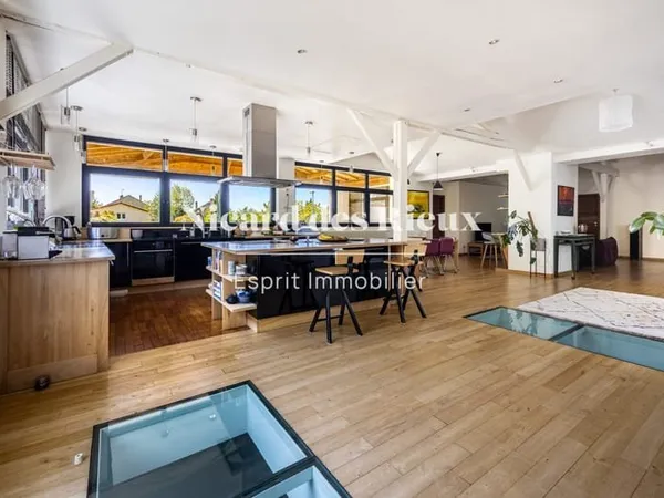 Aux portes de Limoges - Loft d'exception de 250 m² - Volu