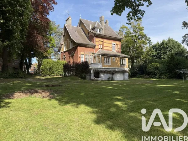 Maison 9 pièces 227 m²