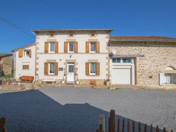 Maison 10 pièces 210 m²