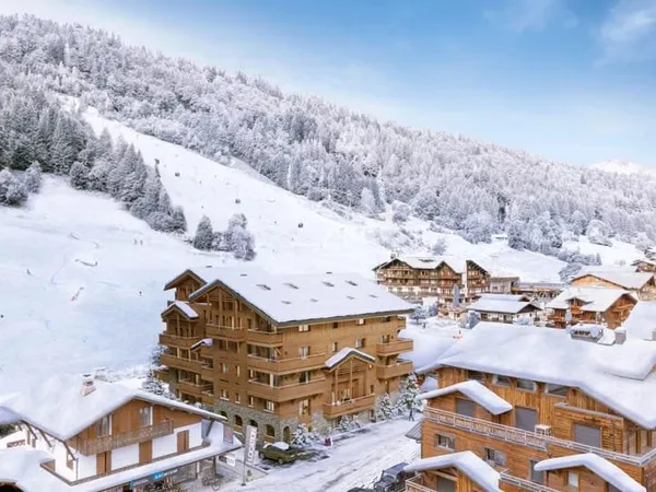 Magnifique Appartement duplex de 3 chambres au dernier étage au centre de Morzine - Ski aux pieds