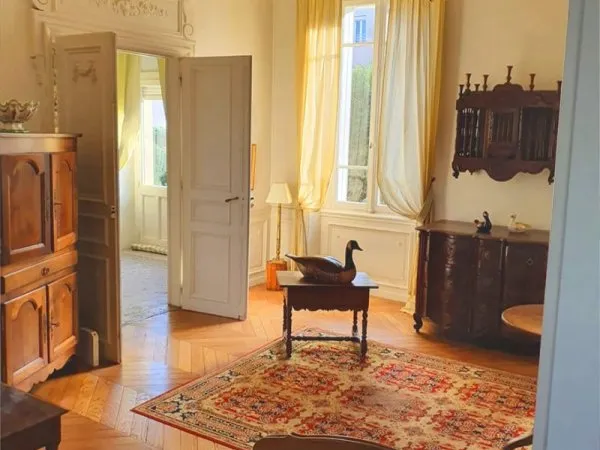 Maison 14 pièces 318 m²