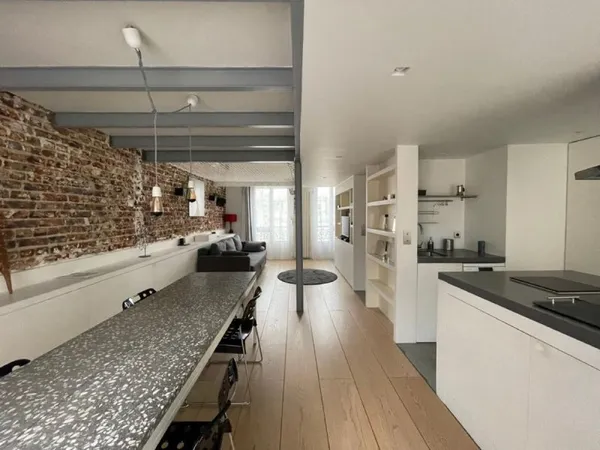 Loue duplex meublé Paris 20ème - 55m²