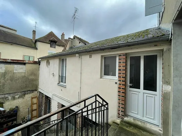Appartement Saint Florentin avec 1 chambre