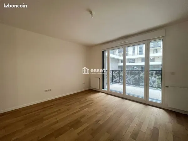 Appartement 3 77.64m² à louer 1945 - COURBEVOIE 92400