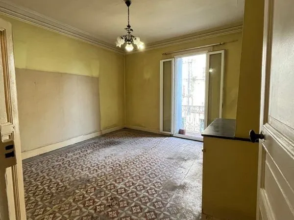 Appartement idéalement placé à rénover