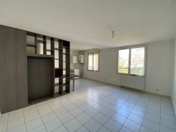 STUDIO - HAUTS DE SAINT AUBIN
