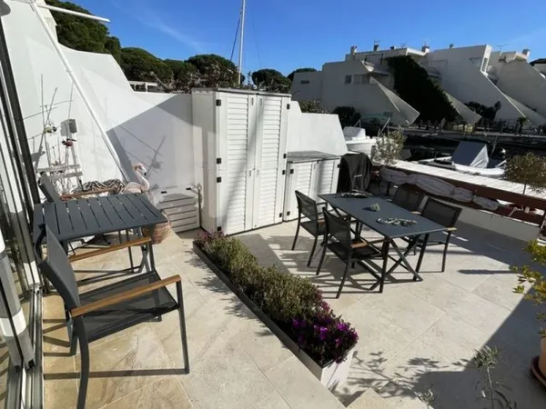 Marina 3 Pièces, 56 m² · Le Grau-du-Roi 30240 ·