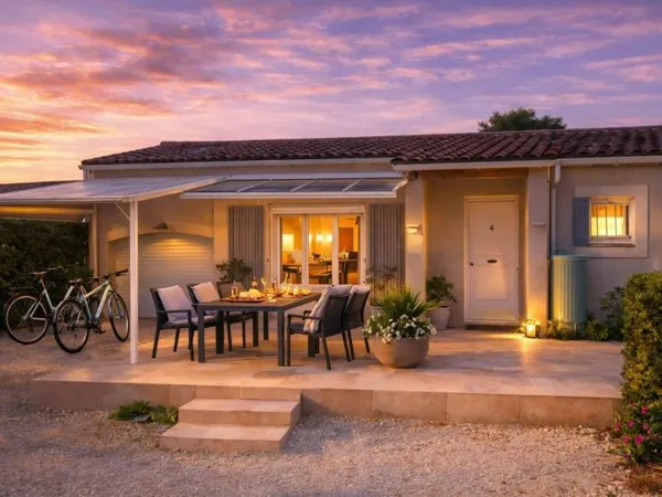 À L'Isle-sur-la-Sorgue, charmante maison 3 chambres avec jardin de 600 m², idéale pour une vie au ca
