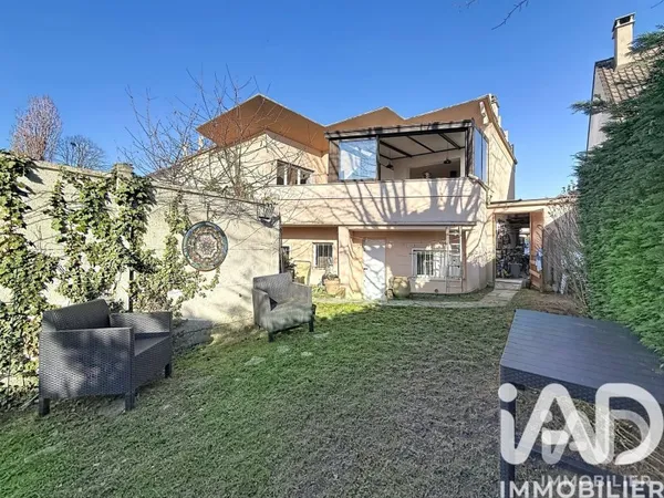 Maison 7 pièces 167 m²