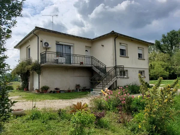 Maison en campagne à 10 mins des commerces