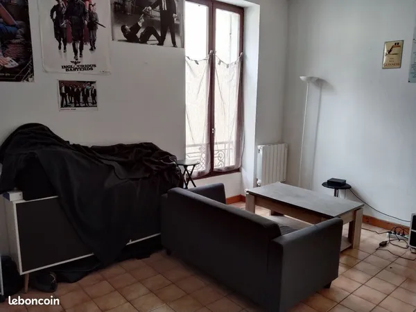 Appartement T2 à louer LA FLECHE plein centre