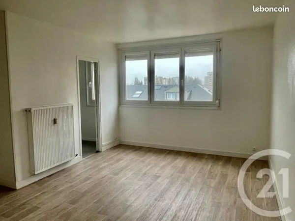 Studio 1 pièce 26 m²