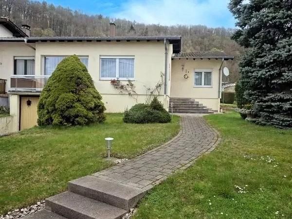 Maison 5 pièces - 110 m² - Terrain 847 m² - Au calme en impasse