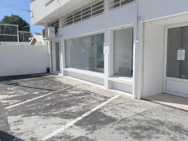 Local commercial 123 m² Nord