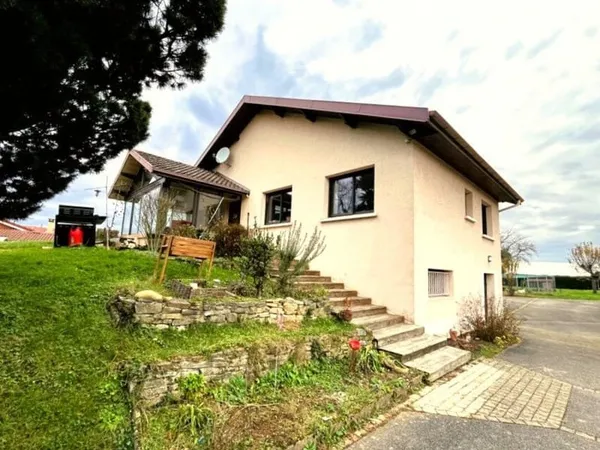 01160 SAINT MARTIN DU MONT Maison familiale 210 m2