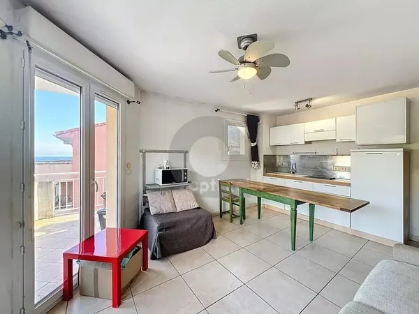 RCM STUDIO AVEC TERRASSE ET GARAGE