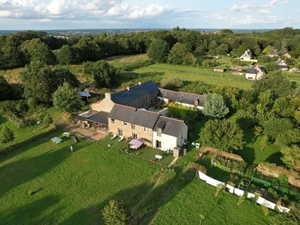 Maison 15 pièces 296 m²
