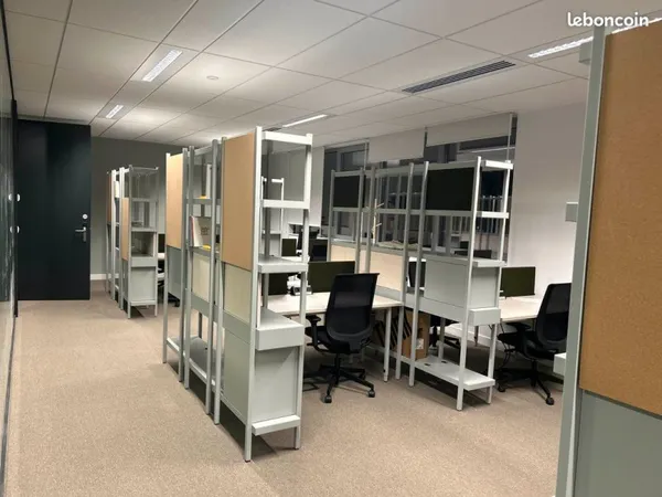 Bureau privé entièrement équipé pour 5 personnes à Marseille, Spaces Boulevard Michelet
