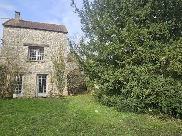 Maison en pierre 1 pièce 50 m²