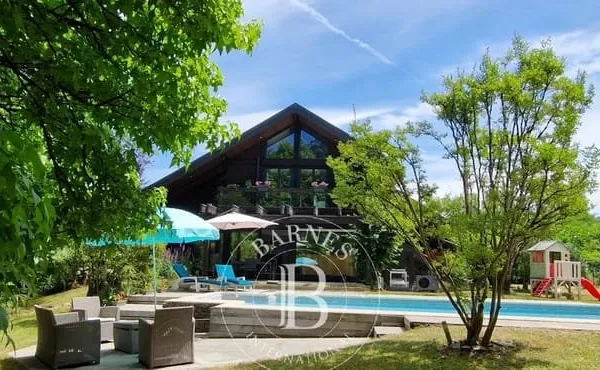 MARGENCEL- Maison - Piscine - 5 chambres
