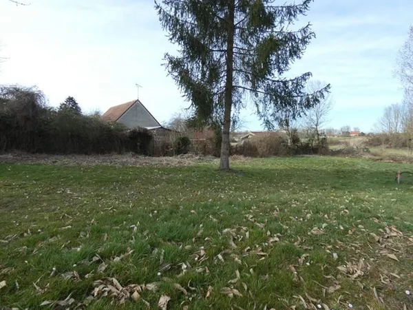 Terrain 808 m2 viabilisé