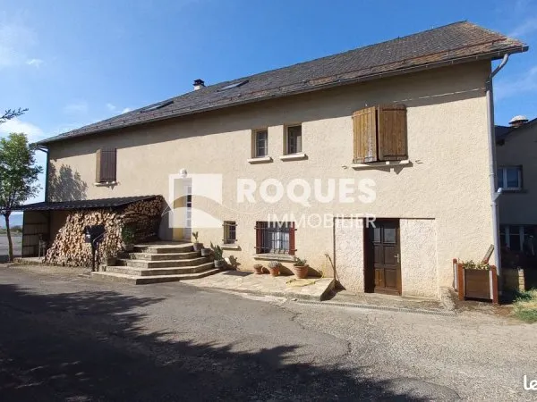 Maison 5 pièces 597 m²