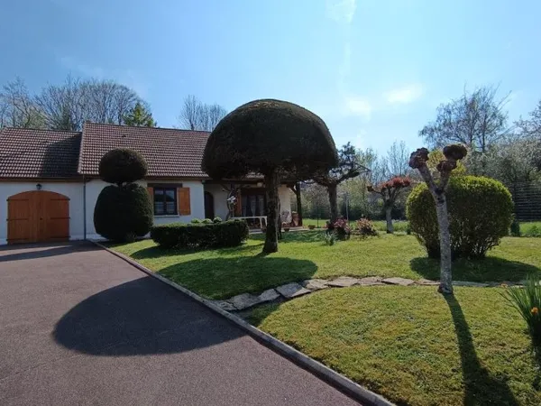 EN VENTE - GARCHIZY - Beau pavillon plain pied 2 chambres possible 3