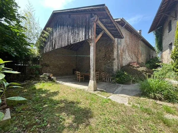 Maison Vertrieu 10 pièce(s) 240 m2