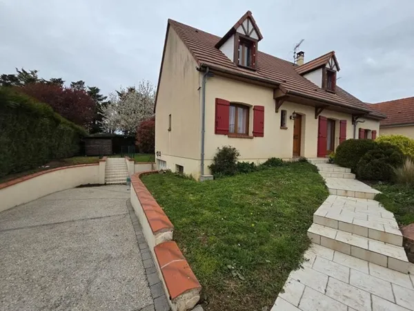 Maison Vente Toury 7p 167m² 273000€