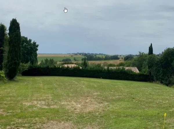 Terrain 1100 m²
