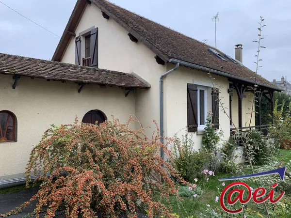 Maison traditionnelle Type 6 sur 345 m² de terrain