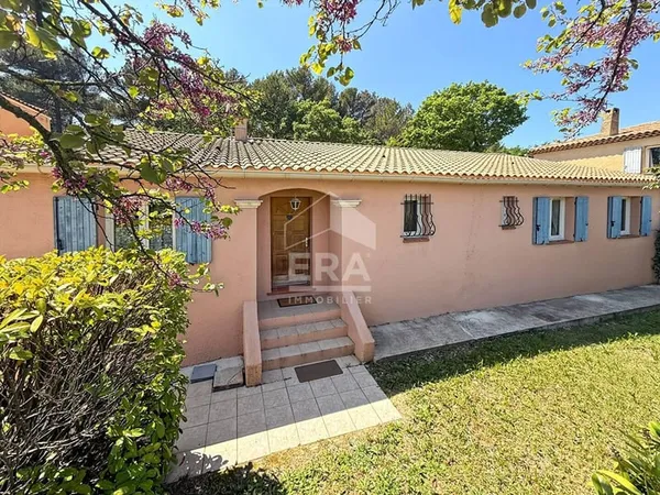 Maison de plain-pied 5 pièces 137 m²