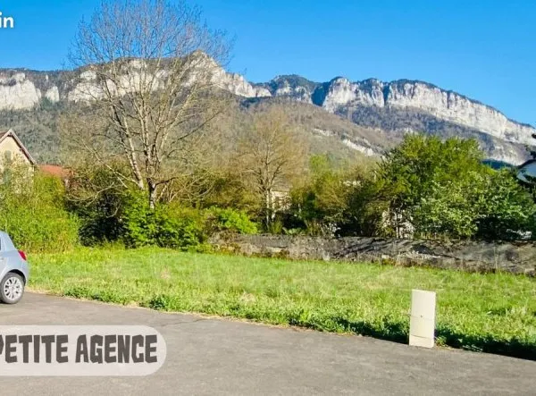 Terrain 450 m² Saint-Laurent-du-Pont