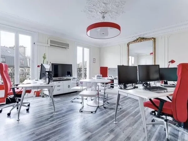 Bureaux 180 m²
