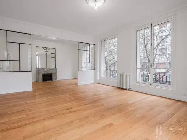 PARIS XVI - AVENUE MALAKOFF - EXCEPTIONNEL 9 PIÈCES DE 358M2 PARFAIT ETAT - COPROPRIETE DE GRAND STA