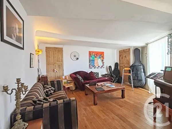 Maison 5 pièces 145 m²