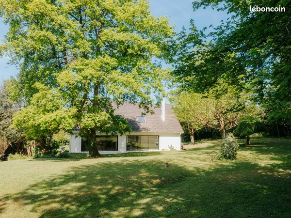 Maison d'exception rénovée - 198m² - 1900m² de terrain - Domaine de Santeny