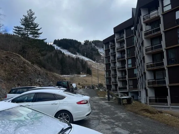 À vendre, studio près des pistes, côte, 2000