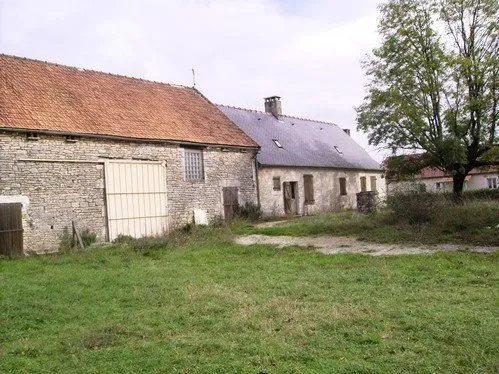 Maison et grange en pierre à Gignac (46600)