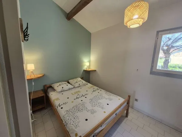À VENDRE - PORTIRAGNES PLAGE - Maison T2 cabine avec mezzanine - 200 m de la plage