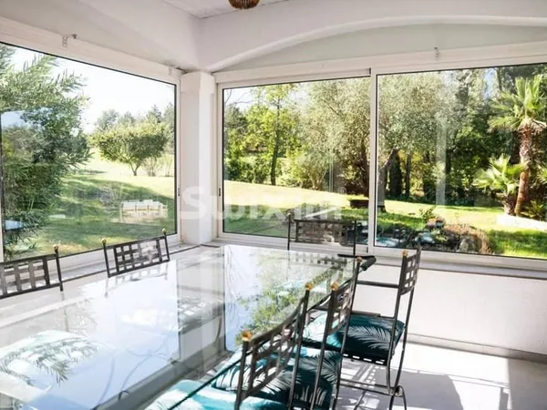 Maison 6 pièces 160 m²