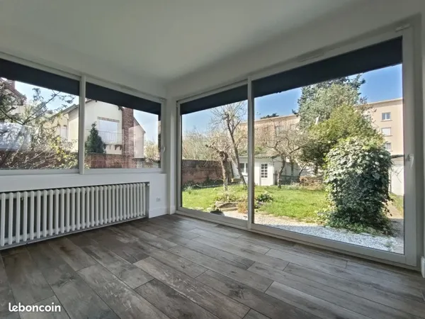 5P refait à neuf avec grand jardin - LE BOURGET
