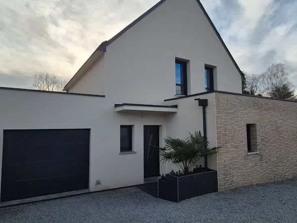 Maison neuve (alentours Vannes)