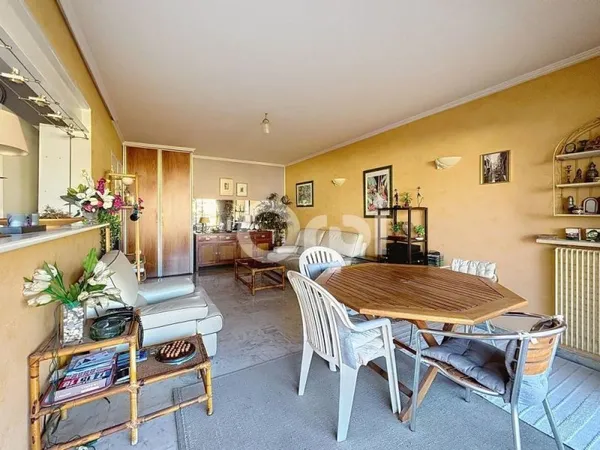 VIAGER OCCUPÉ
