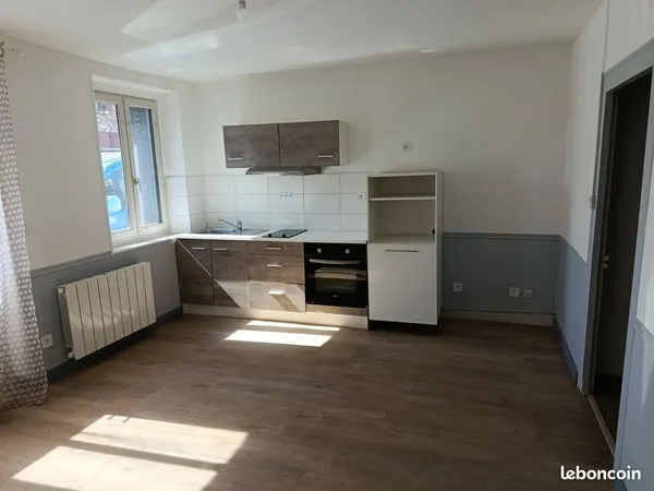 Maison a louer neuvy sur barangeon T1